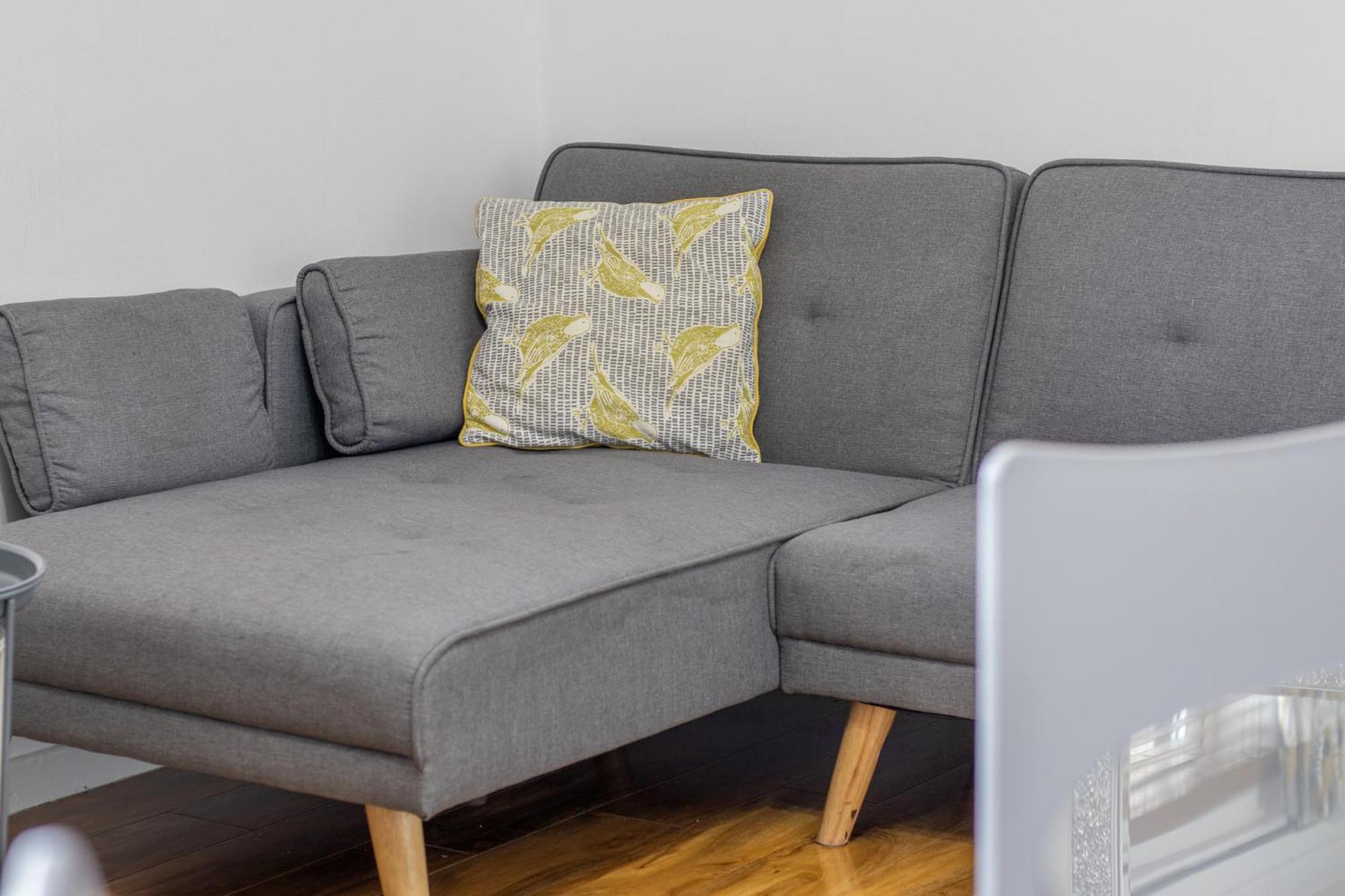 1 Bed Apartment Central Hamilton Free Wifi With Great Transport Links To Glasgow Luaran gambar
